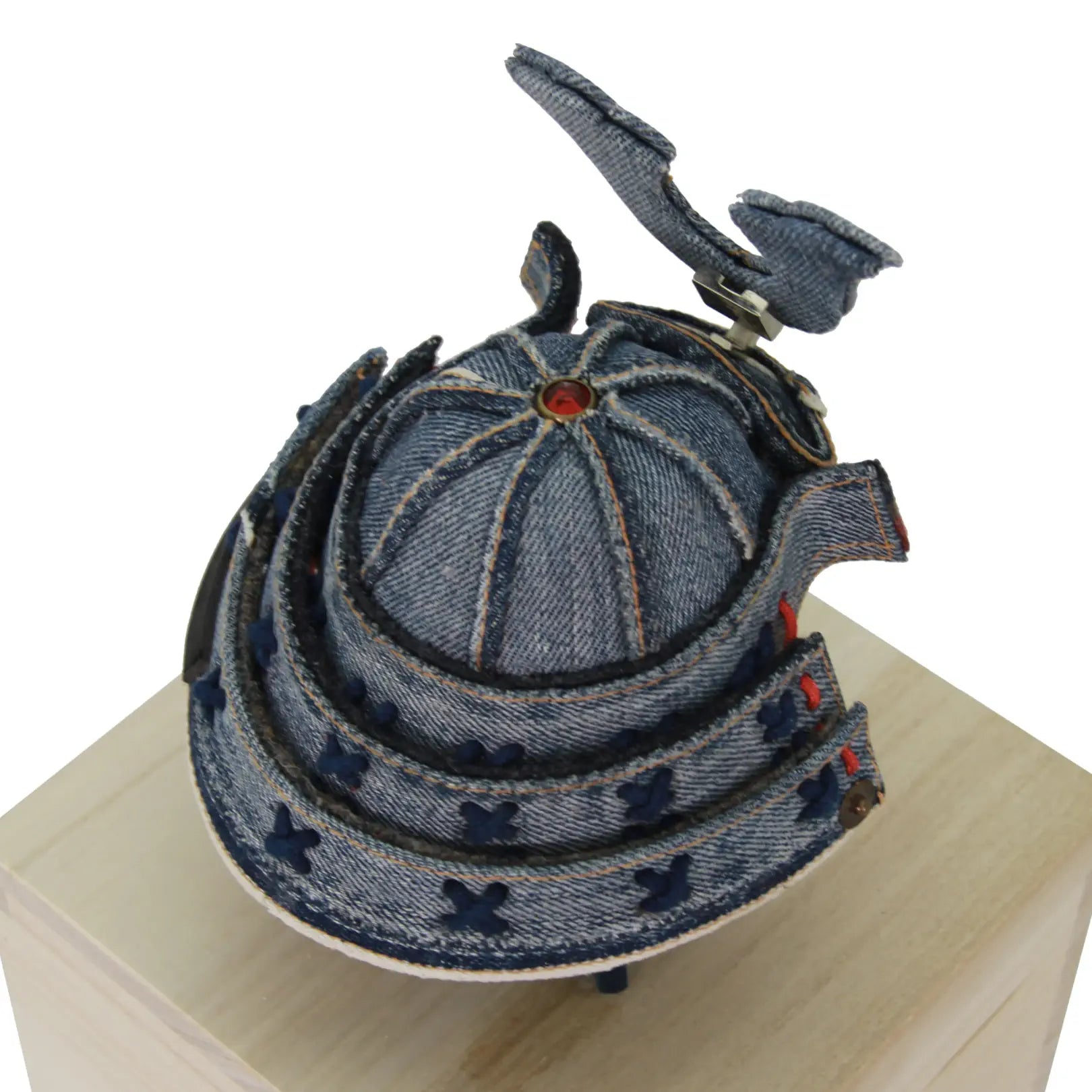 絵銭 五位堂銭/兜(かぶと)/希少/厚肉/玩具銭/面子、石蹴り銭/1 絵銭 五位堂銭/兜(かぶと)/希少/厚肉/玩具銭/面子、石蹴り銭/1